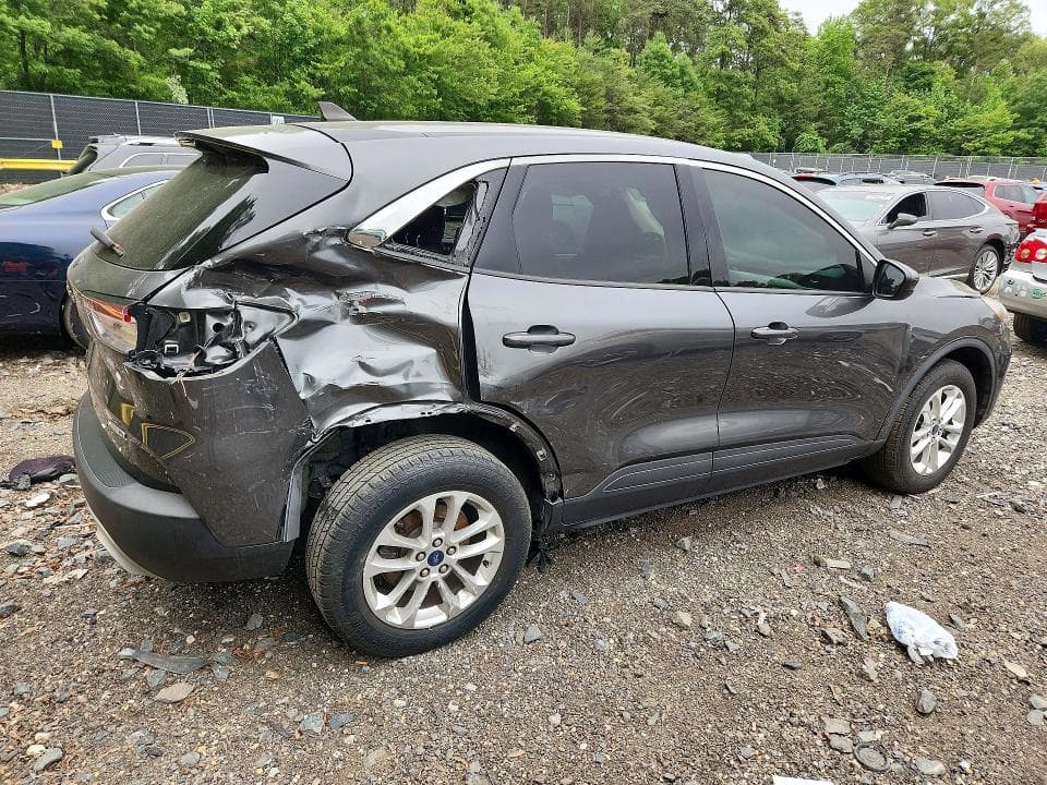 2020 FORD ESCAPE SE 3