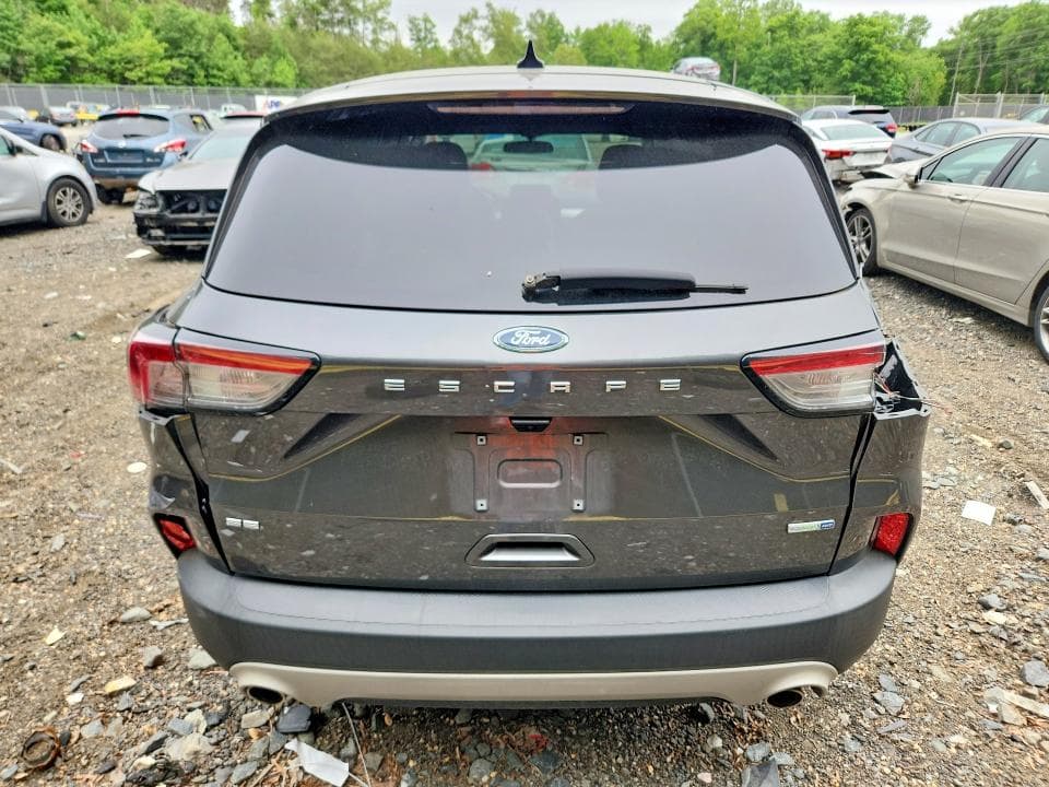 2020 FORD ESCAPE SE 6