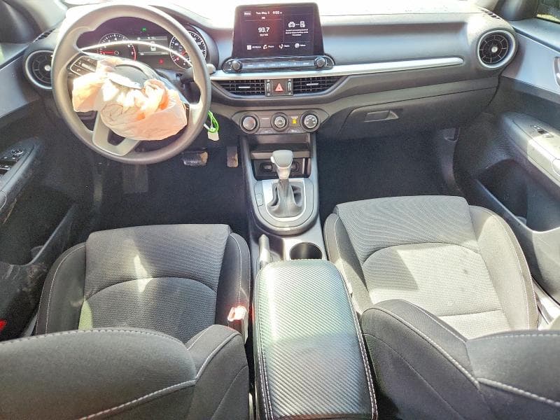 2024 KIA FORTE LXS LXS 8