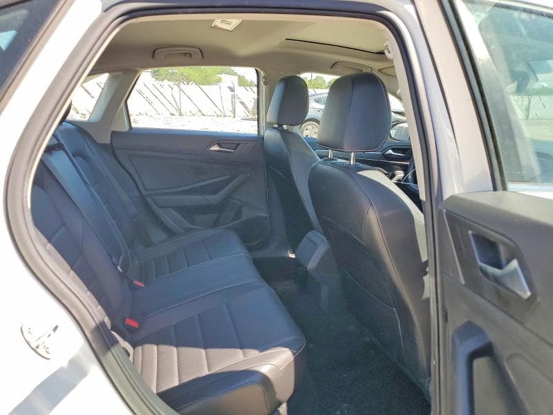 2022 VOLKSWAGEN JETTA SE SE 10
