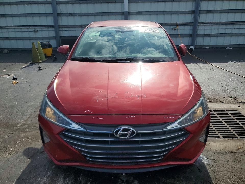 2020 HYUNDAI ELANTRA SEL 5