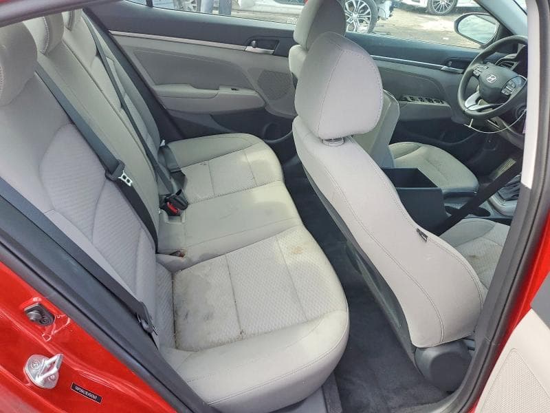 2020 HYUNDAI ELANTRA SEL 10