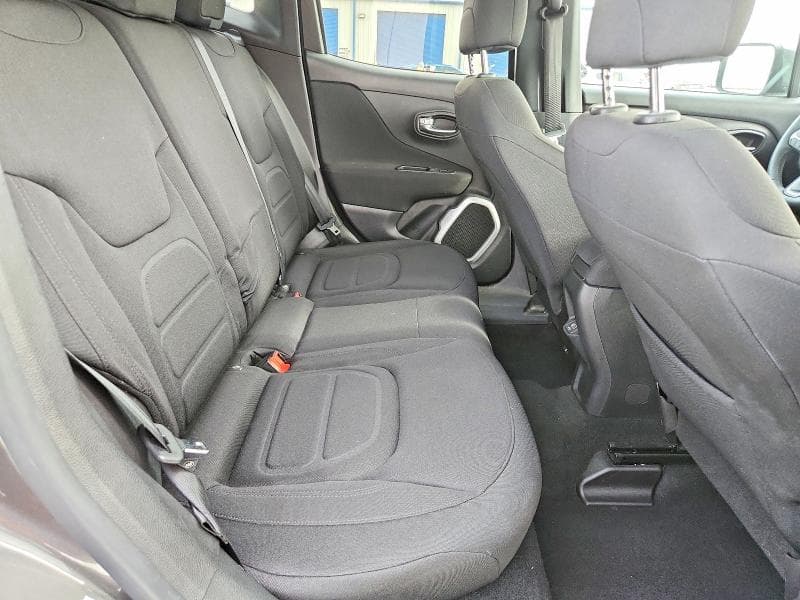 2018 JEEP RENEGADE LATITUDE 11