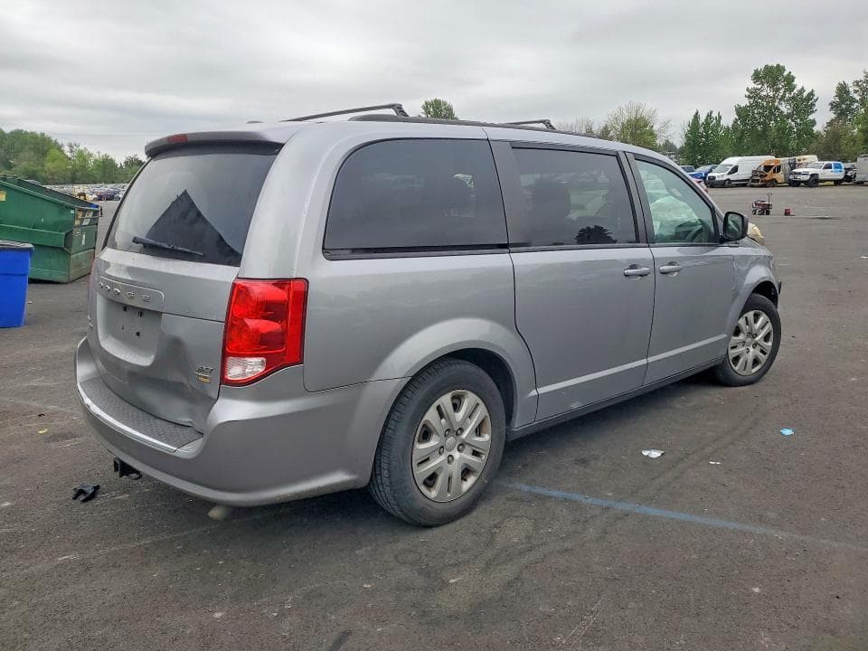 2018 DODGE GRAND CARAVAN SE SE 3