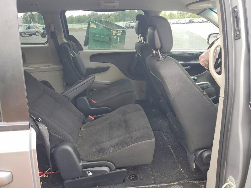 2018 DODGE GRAND CARAVAN SE SE 10