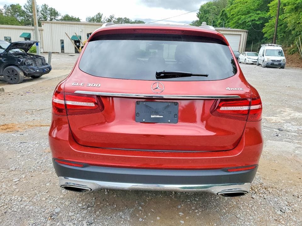 2017 MERCEDES-BENZ GLC 300 4MATIC 6