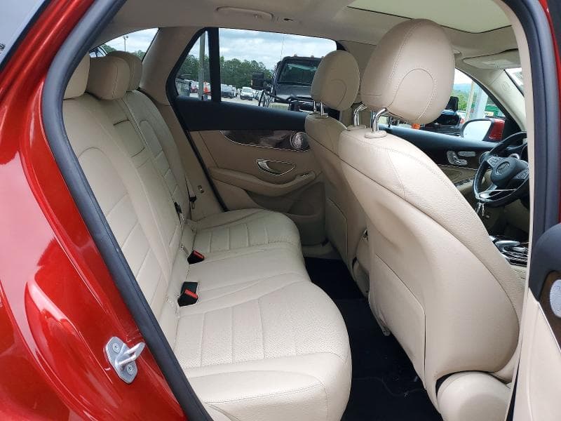 2017 MERCEDES-BENZ GLC 300 4MATIC 10