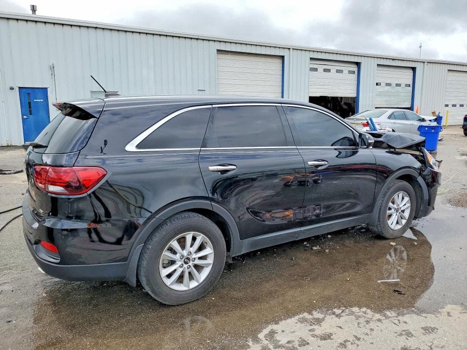 2020 KIA SORENTO LX 3