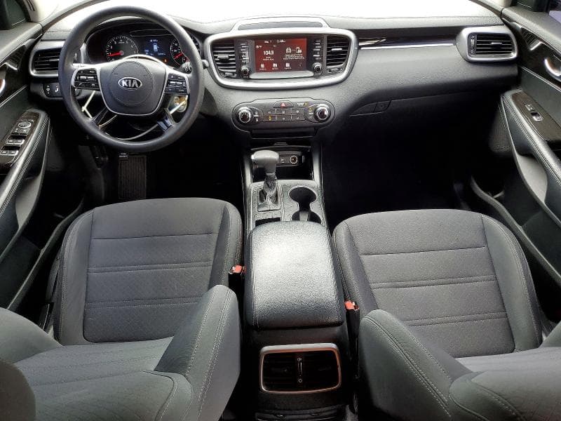 2020 KIA SORENTO LX 8