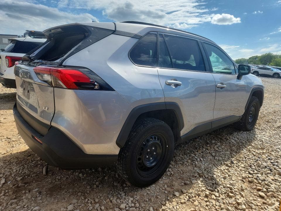 2020 TOYOTA RAV4 LE 3