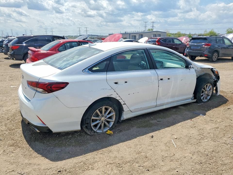 2018 HYUNDAI SONATA SE 3