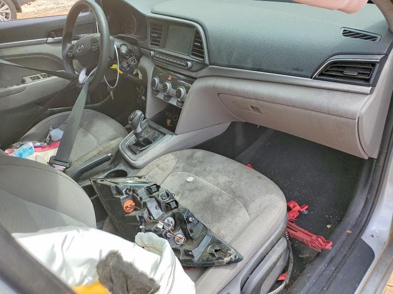 2019 HYUNDAI ELANTRA SEL 8