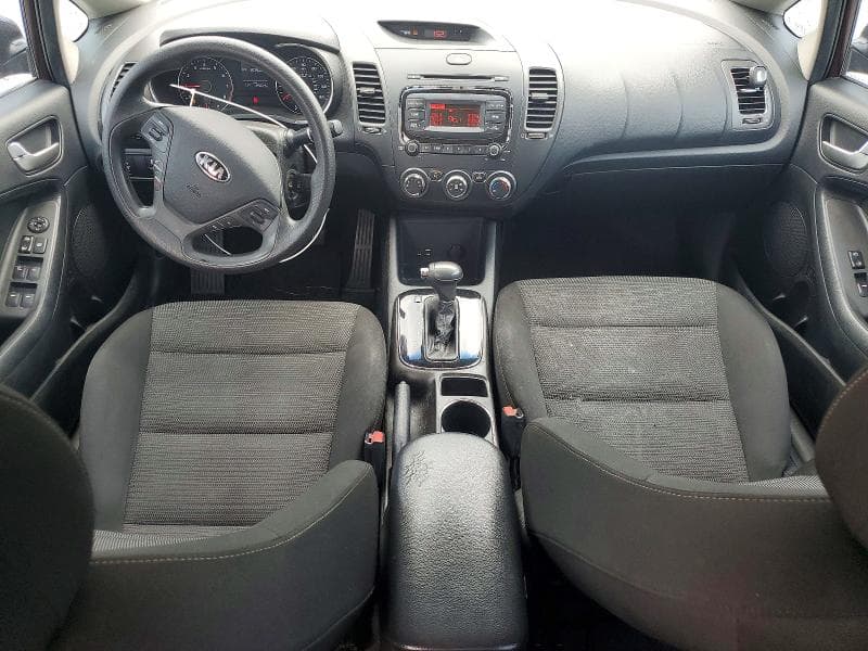 2017 KIA FORTE LX 8