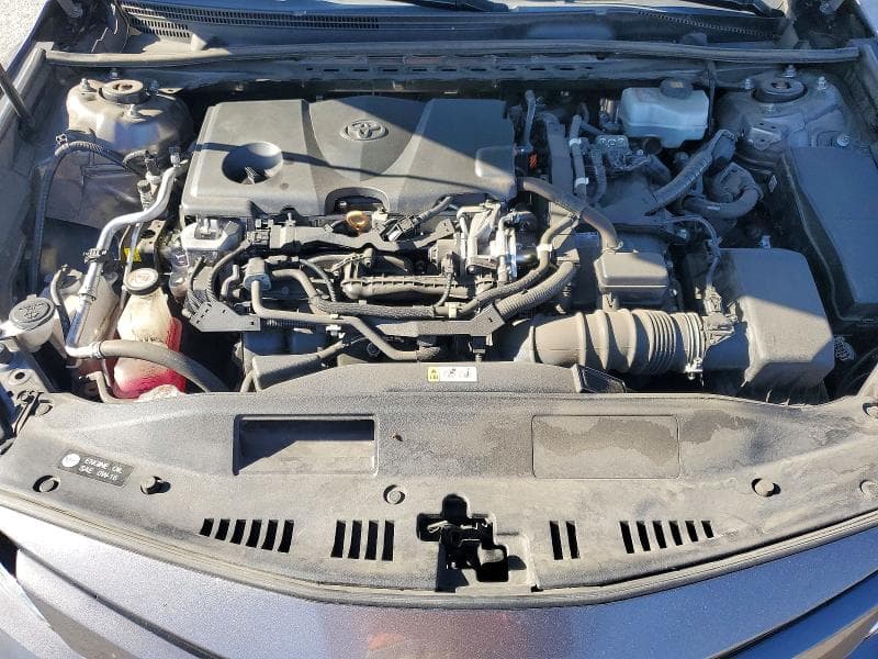 2020 TOYOTA CAMRY LE 11