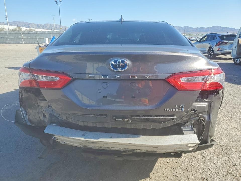 2020 TOYOTA CAMRY LE 6