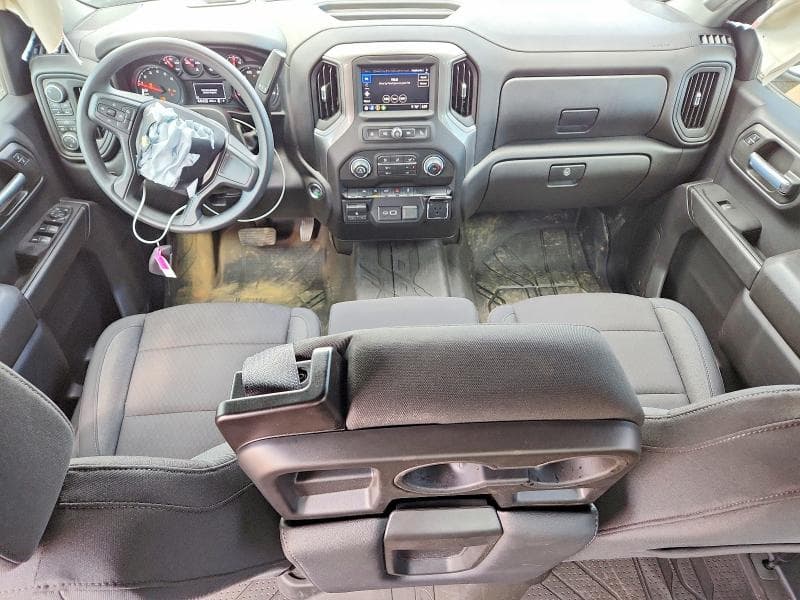 2026 CHEVROLET SILVERADO K1500 CUSTOM 8