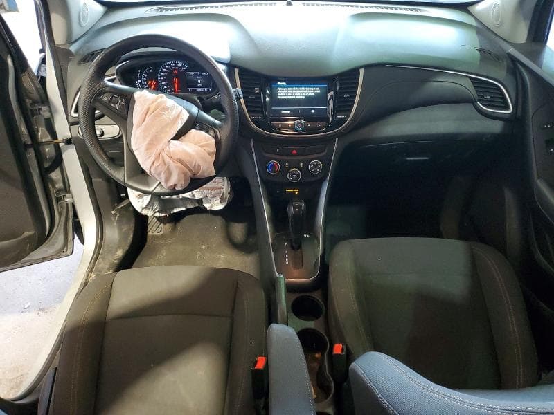 2019 CHEVROLET TRAX LS LS 8