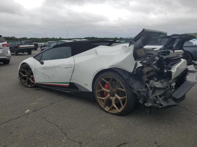 2017 LAMBORGHINI HURACAN 2