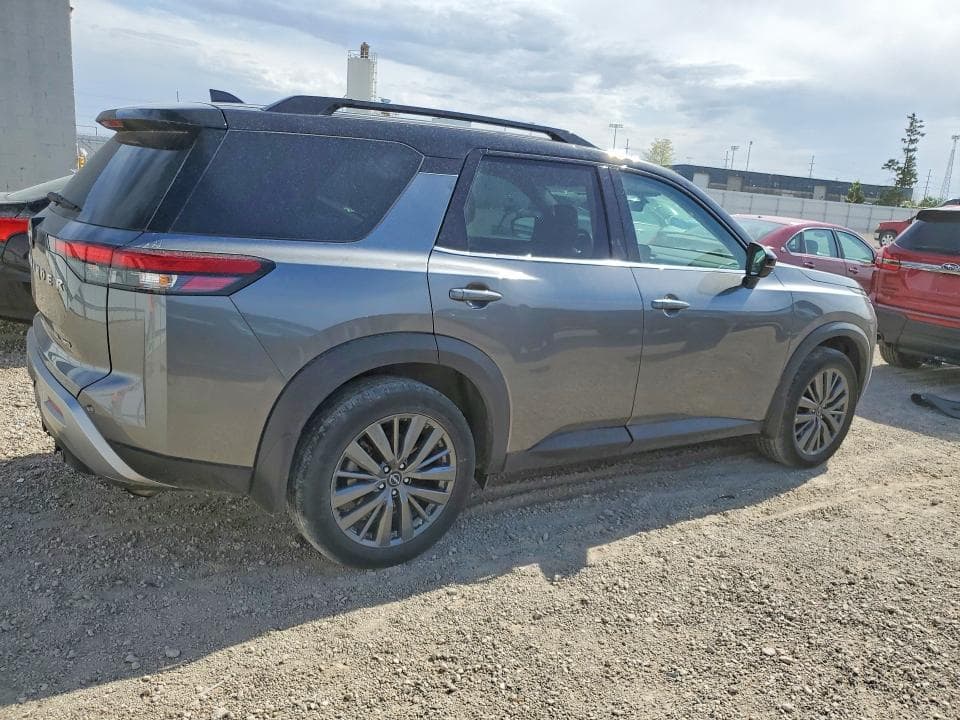 2024 NISSAN PATHFINDER SL SL 3