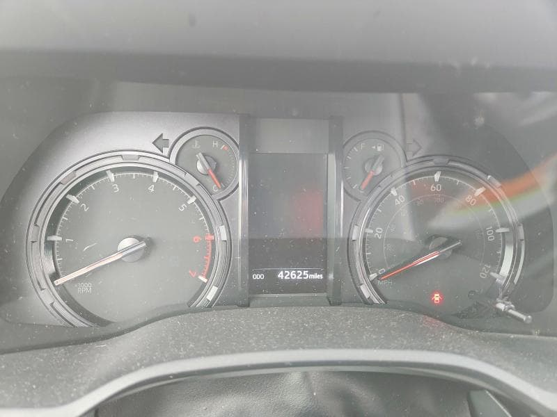 2024 TOYOTA 4RUNNER SR5 SR5 9