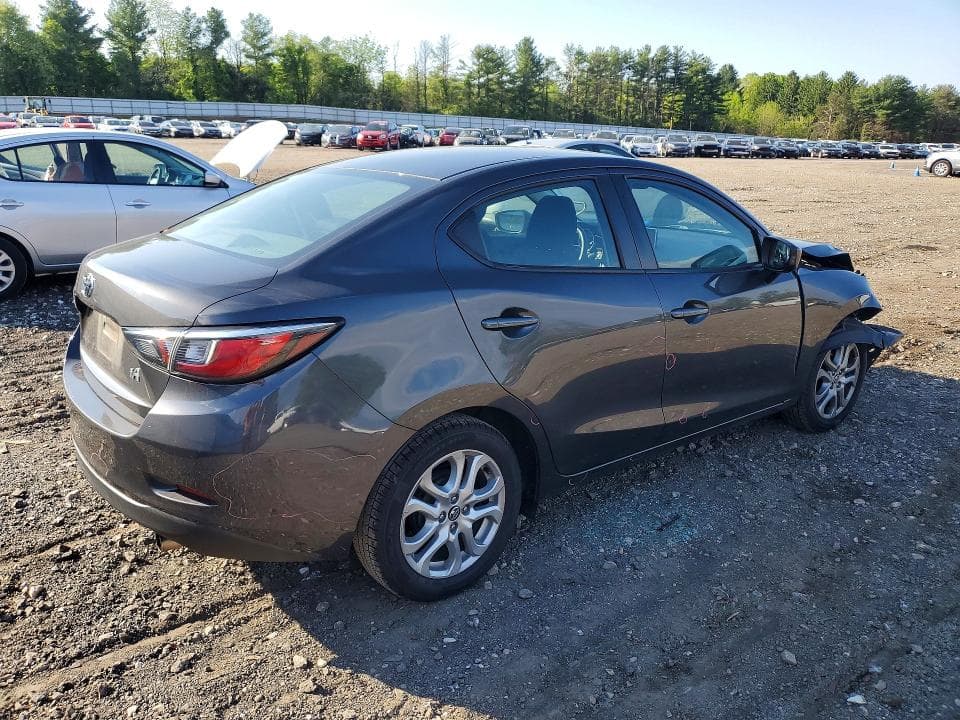 2017 TOYOTA YARIS IA BASE BASE 3
