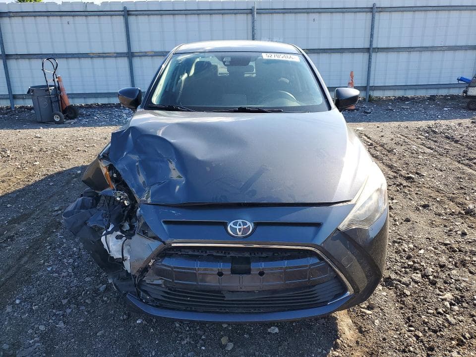 2017 TOYOTA YARIS IA BASE BASE 5
