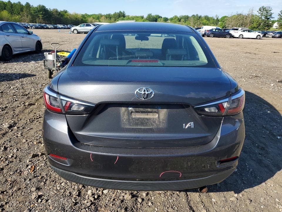 2017 TOYOTA YARIS IA BASE BASE 6