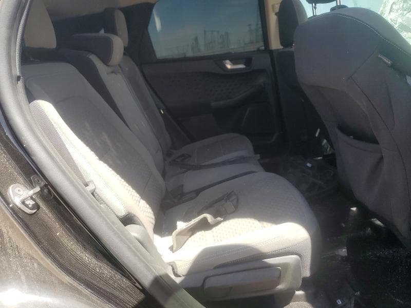 2020 FORD ESCAPE SE 10