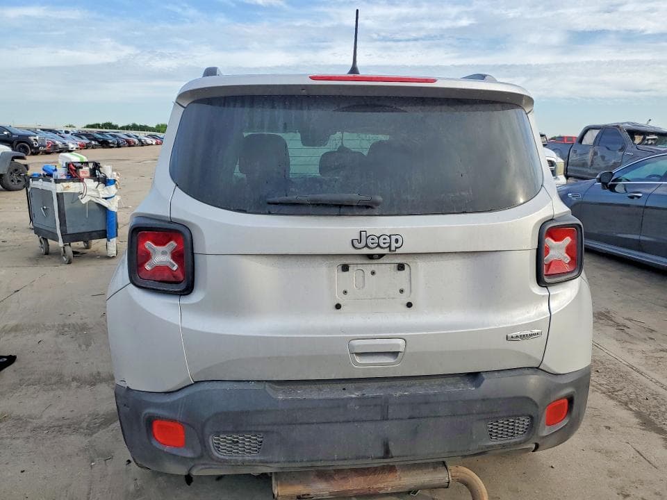 2018 JEEP RENEGADE LATITUDE 6