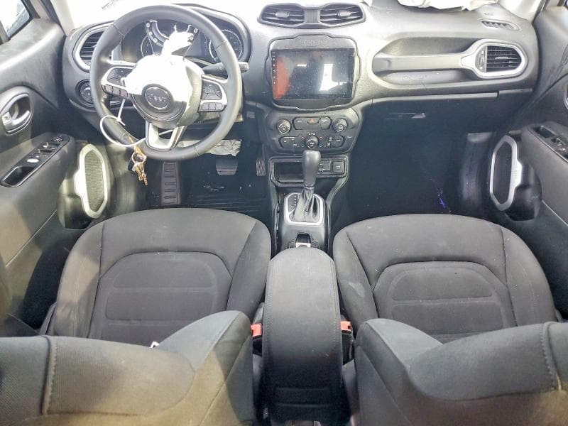 2018 JEEP RENEGADE LATITUDE 8