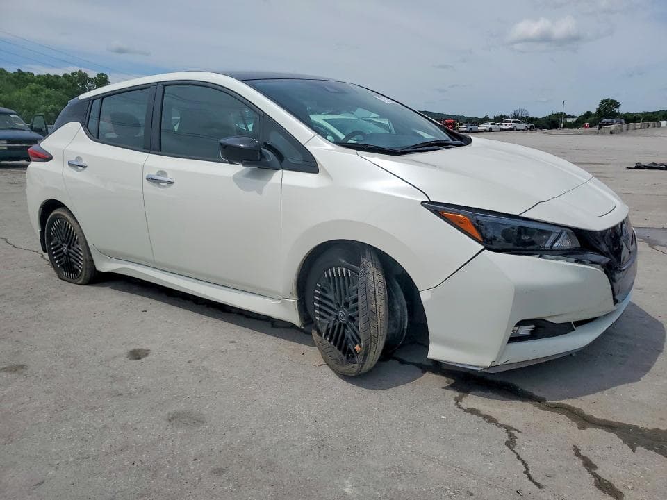 2025 NISSAN LEAF SV PLUS 4