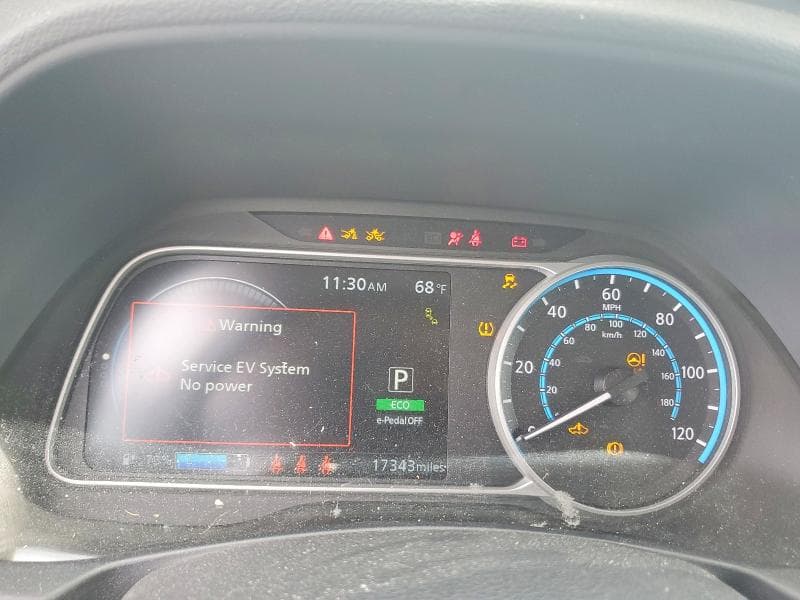 2025 NISSAN LEAF SV PLUS 9