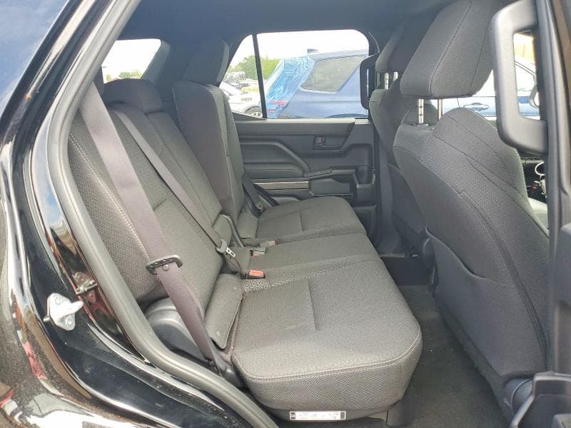 2025 TOYOTA 4RUNNER SR5 11