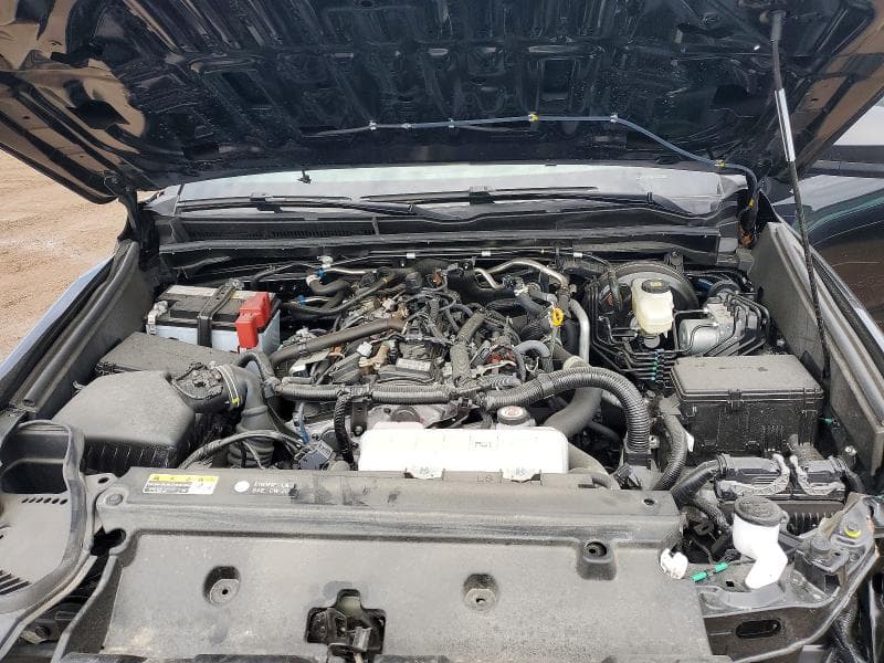 2025 TOYOTA 4RUNNER SR5 12