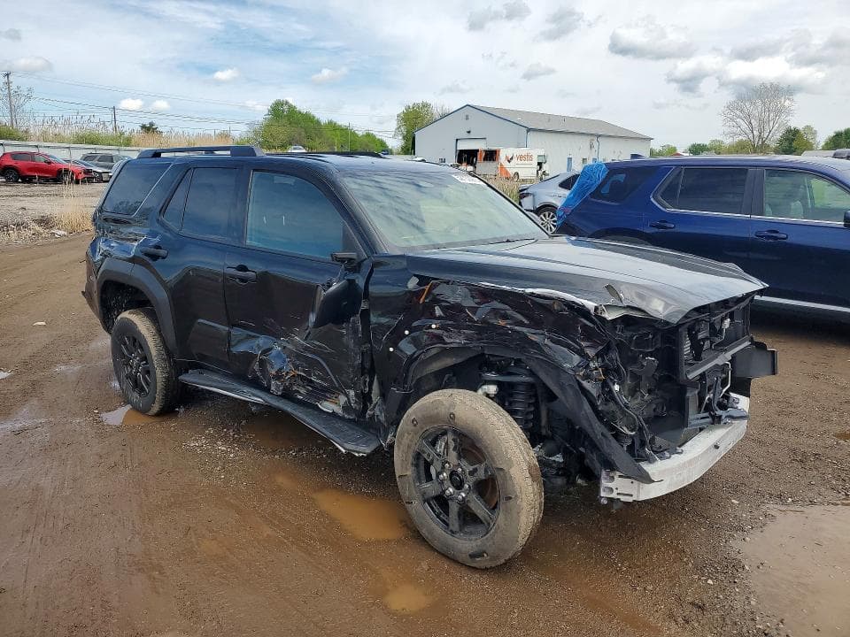 2025 TOYOTA 4RUNNER SR5 4