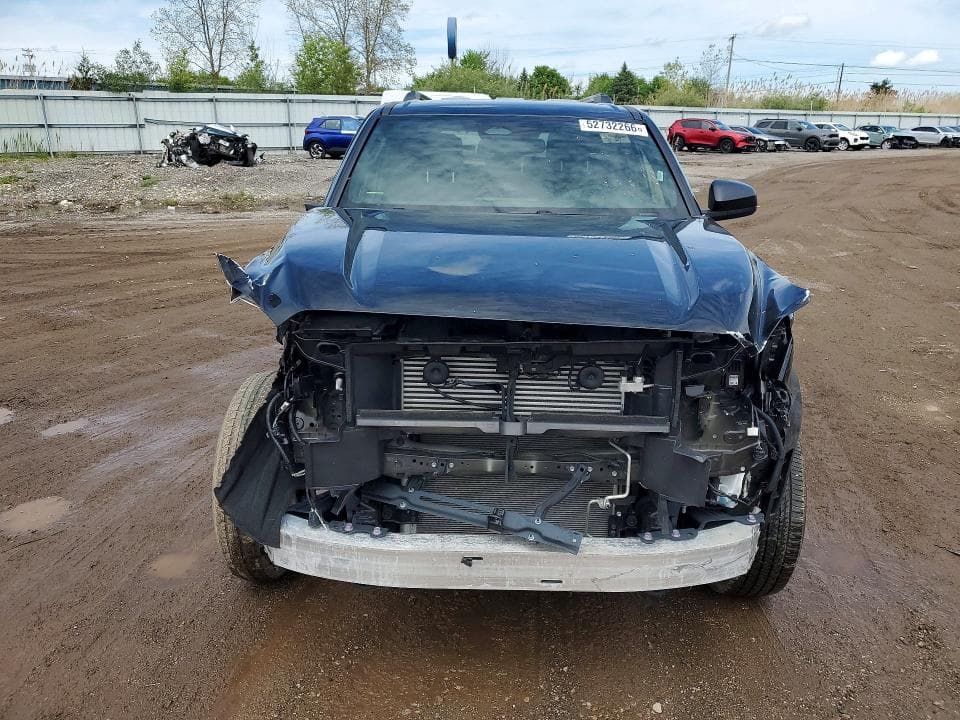 2025 TOYOTA 4RUNNER SR5 5
