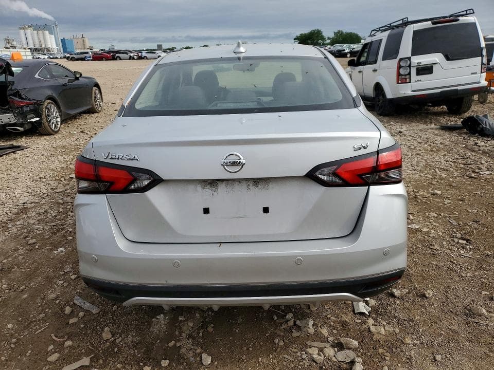 2021 NISSAN VERSA SV SV 6