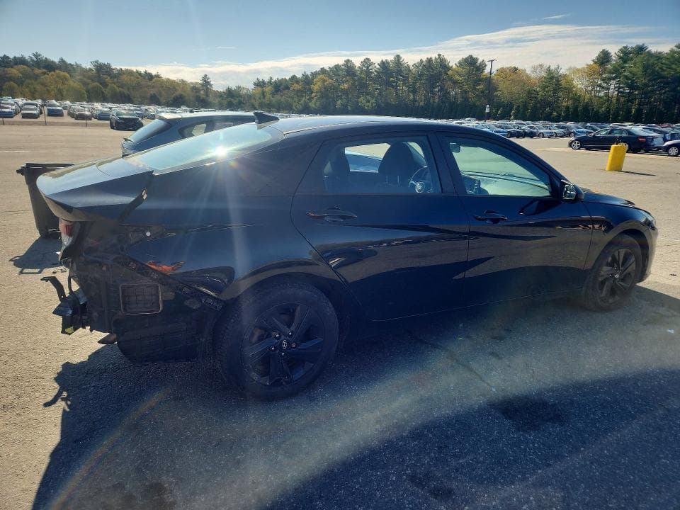 2022 HYUNDAI ELANTRA SEL 3