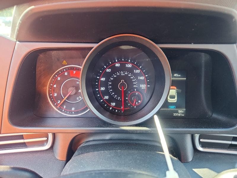 2022 HYUNDAI ELANTRA SEL 9