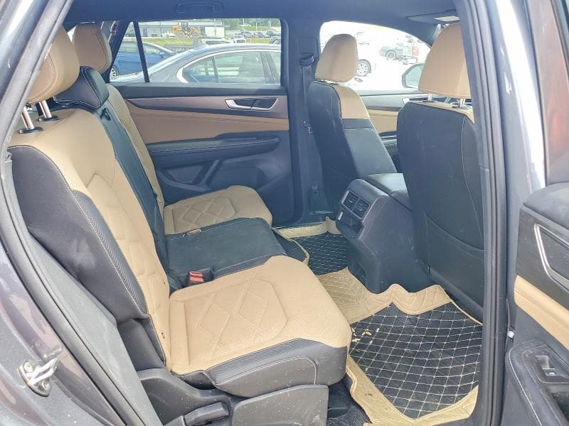 2024 VOLKSWAGEN ATLAS CROSS SPORT SE 11