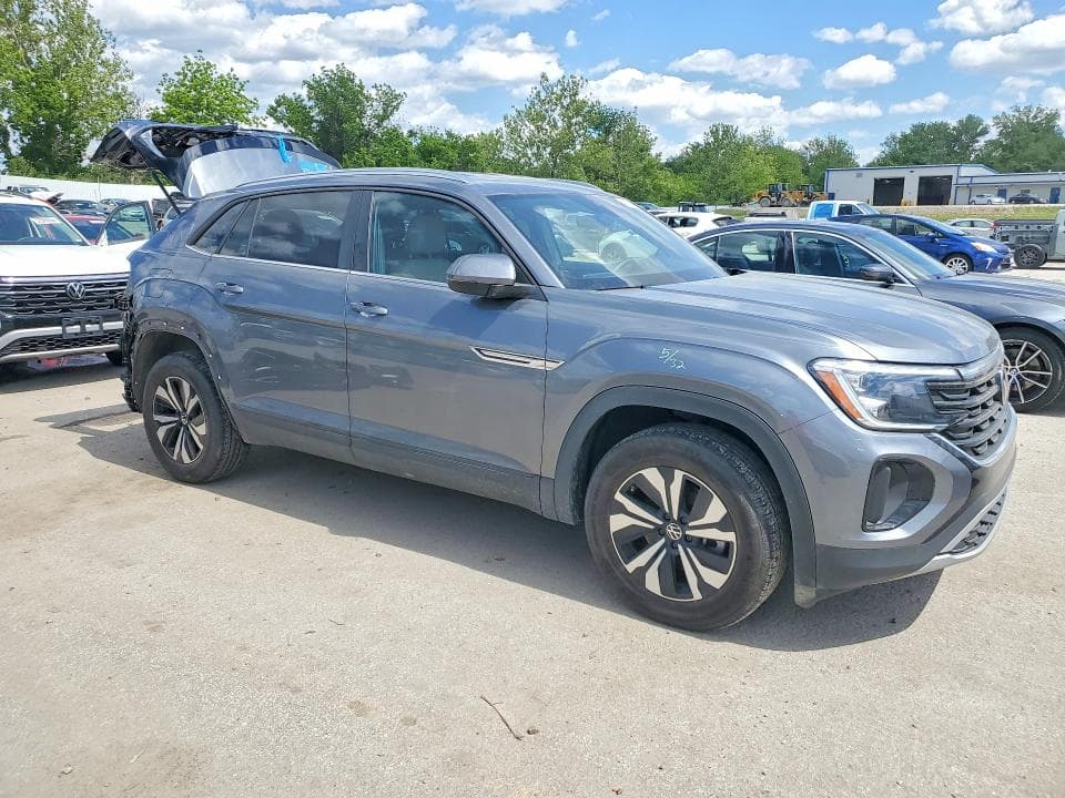 2024 VOLKSWAGEN ATLAS CROSS SPORT SE 4