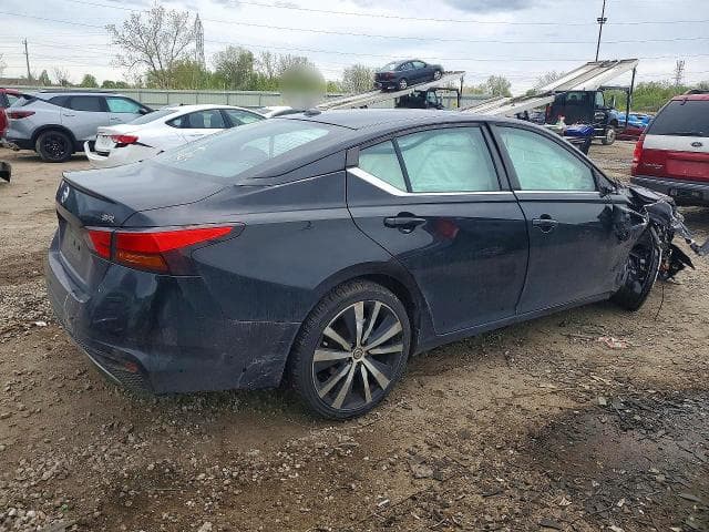 2020 NISSAN ALTIMA SR 3
