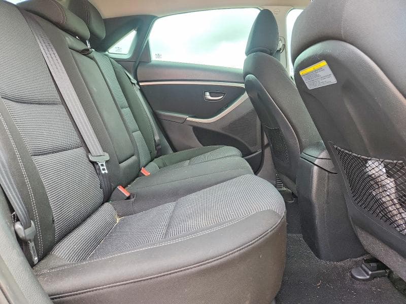 2017 HYUNDAI ELANTRA 11
