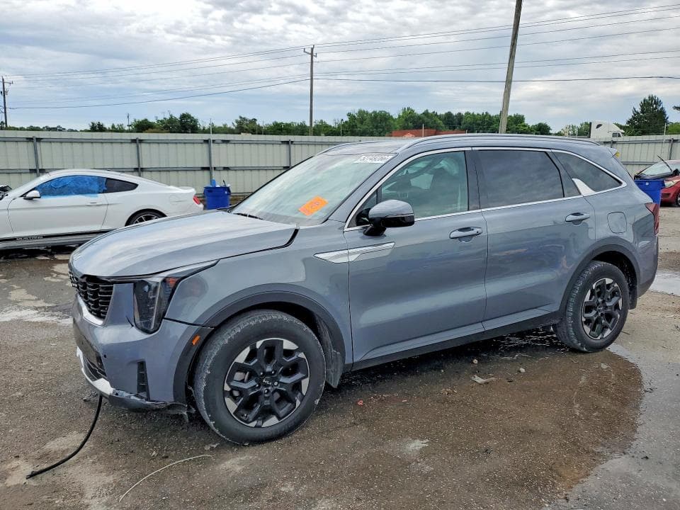 2025 KIA SORENTO S 1