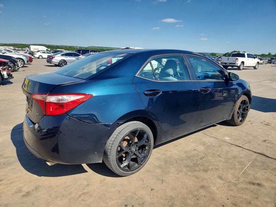 2018 TOYOTA COROLLA LE LE 3