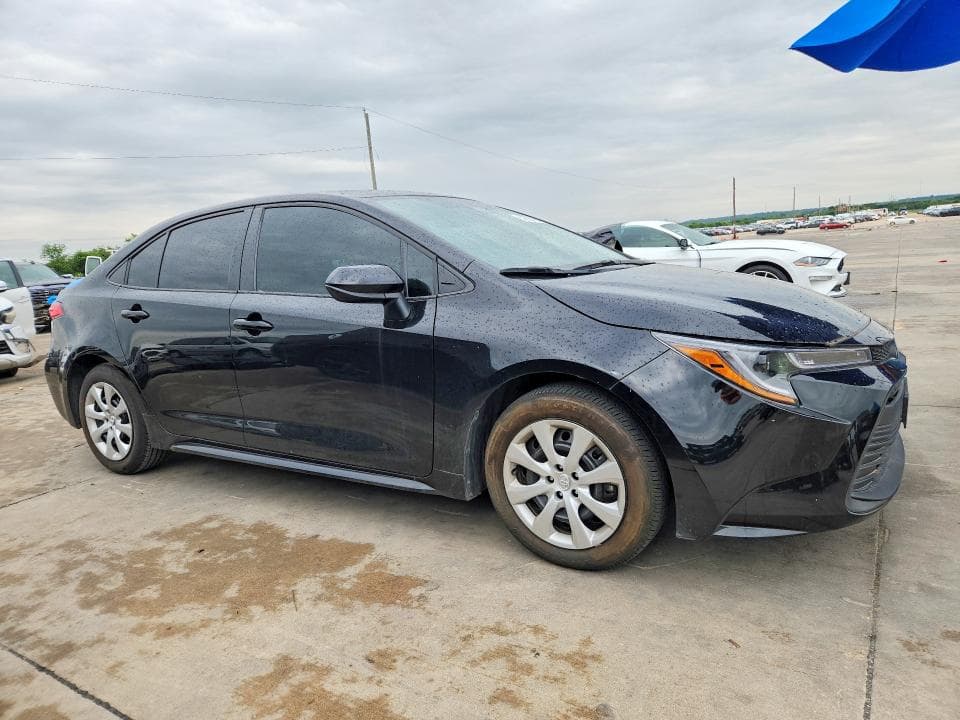 2024 TOYOTA COROLLA LE 5