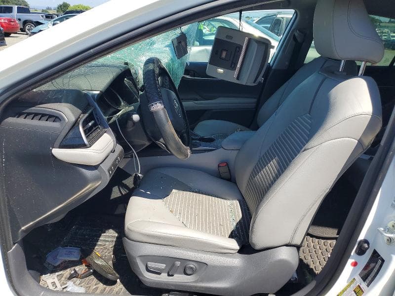 2021 TOYOTA CAMRY SE 7