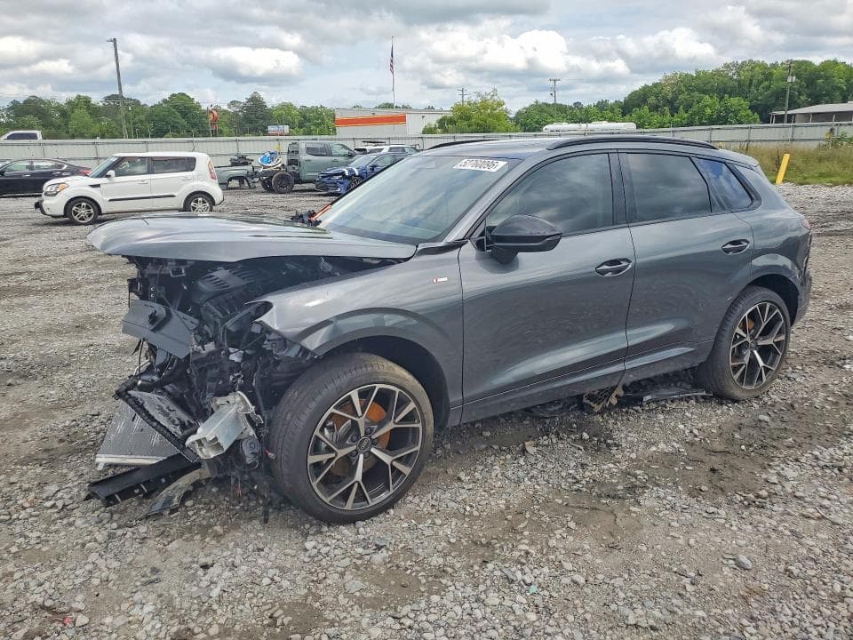 2026 AUDI Q3 S-LINE - 1