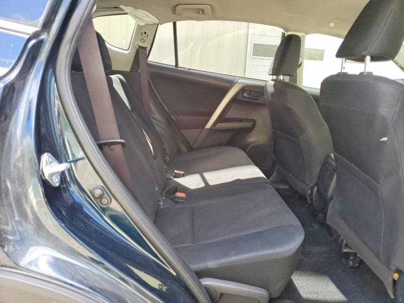 2018 TOYOTA RAV4 LE 11