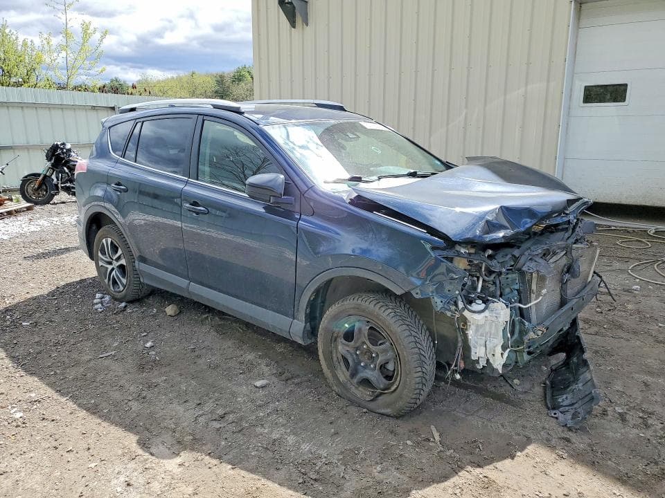 2018 TOYOTA RAV4 LE 4